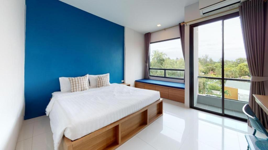 Fun Hotel Rayong Esterno foto